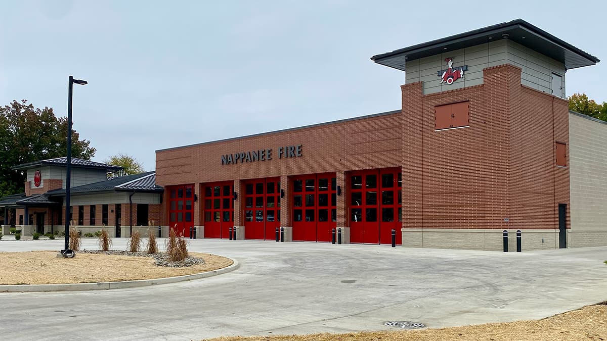 Firehouse in Nappanee with overhead doors from 4-T Door Systems in Elkhart, IN