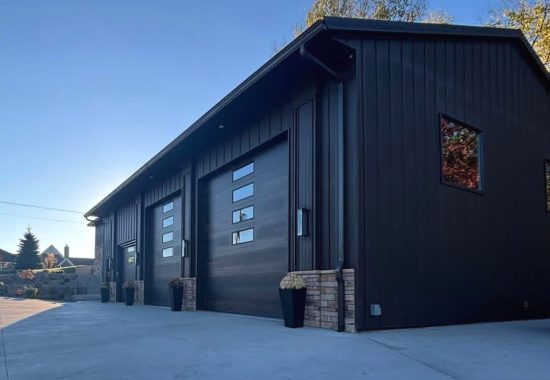 Commercial Overhead Doors on Goshen, IN property 