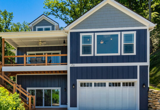 Garage Door Company Serving Dunlap and Midway, IN